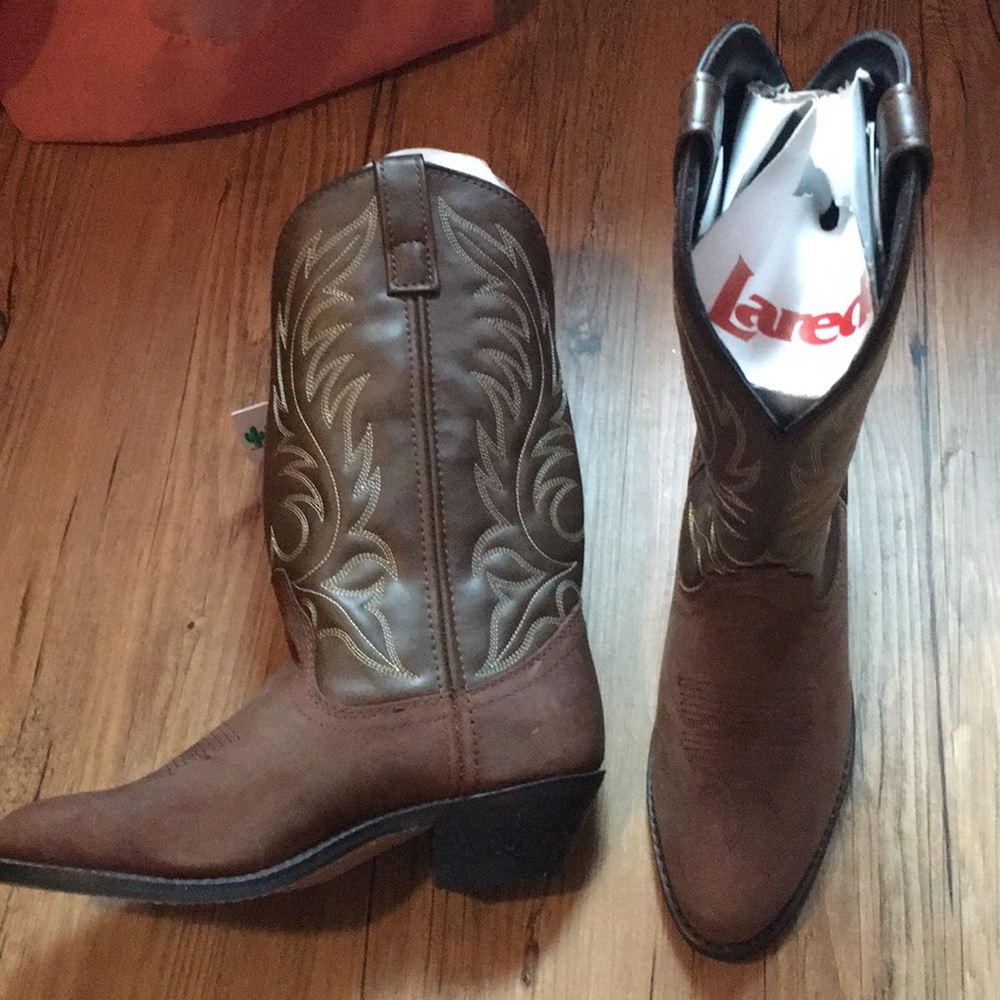 Laredo cowgirl boots -tags on